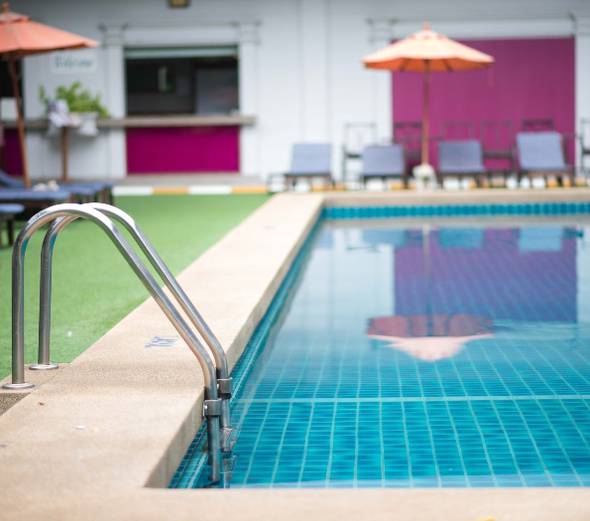 游泳池  曼谷大使酒店