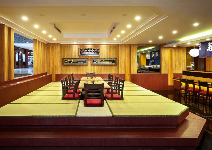 ซูชิบาร์ (sushi bar) โรงแรมแอมบาสซาเดอร์ กรุงเทพฯ  กรุงเทพมหานคร