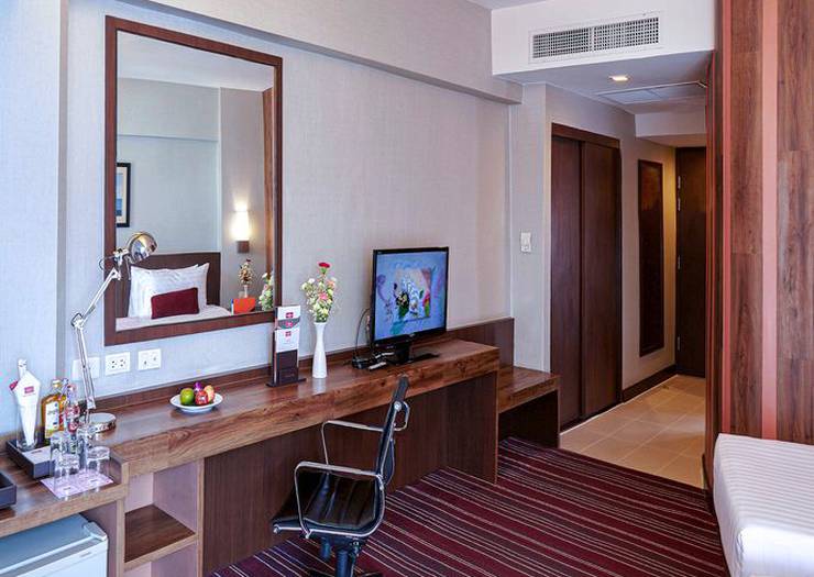 ห้องดีลักซ์ ทาวเวอร์วิงค์ โรงแรมแอมบาสซาเดอร์ กรุงเทพฯ  กรุงเทพมหานคร