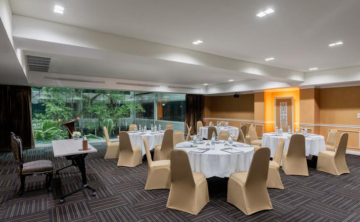 การ์เด้น โรงแรมแอมบาสซาเดอร์ กรุงเทพฯ กรุงเทพมหานคร การ์เด้น โรงแรมแอมบาสซาเดอร์ กรุงเทพฯ กรุงเทพมหานคร