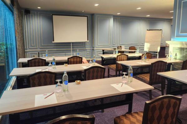 ลาเวนเดอร์ 1, 2, 3 โรงแรมแอมบาสซาเดอร์ กรุงเทพฯ  กรุงเทพมหานคร ลาเวนเดอร์ 1, 2, 3 โรงแรมแอมบาสซาเดอร์ กรุงเทพฯ  กรุงเทพมหานคร