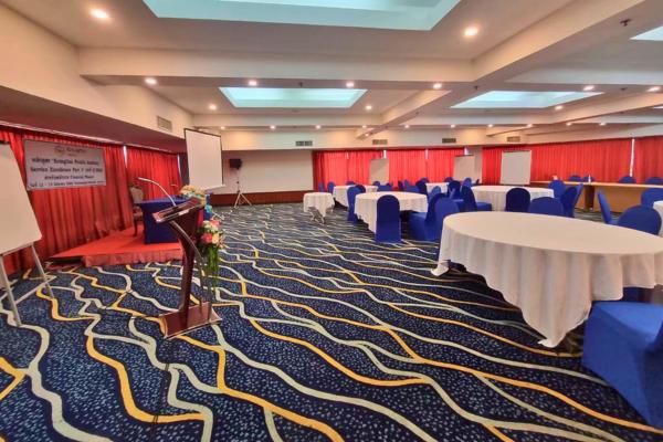 ออร์คิดส์ โรงแรมแอมบาสซาเดอร์ กรุงเทพฯ  กรุงเทพมหานคร ออร์คิดส์ โรงแรมแอมบาสซาเดอร์ กรุงเทพฯ  กรุงเทพมหานคร